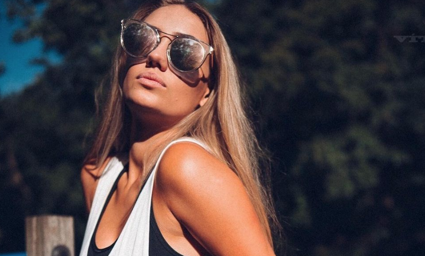Krásná Štroffeková slaví 19. narozeniny: Dostala úžasný pugét růží!