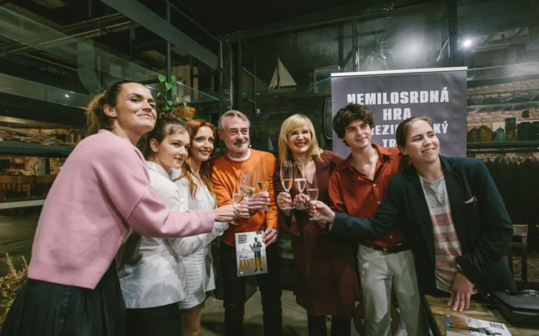 Lenka Pastorčáková pokřtila nový román a představila Jiřího Dvořáka jako prezidentského kandidáta